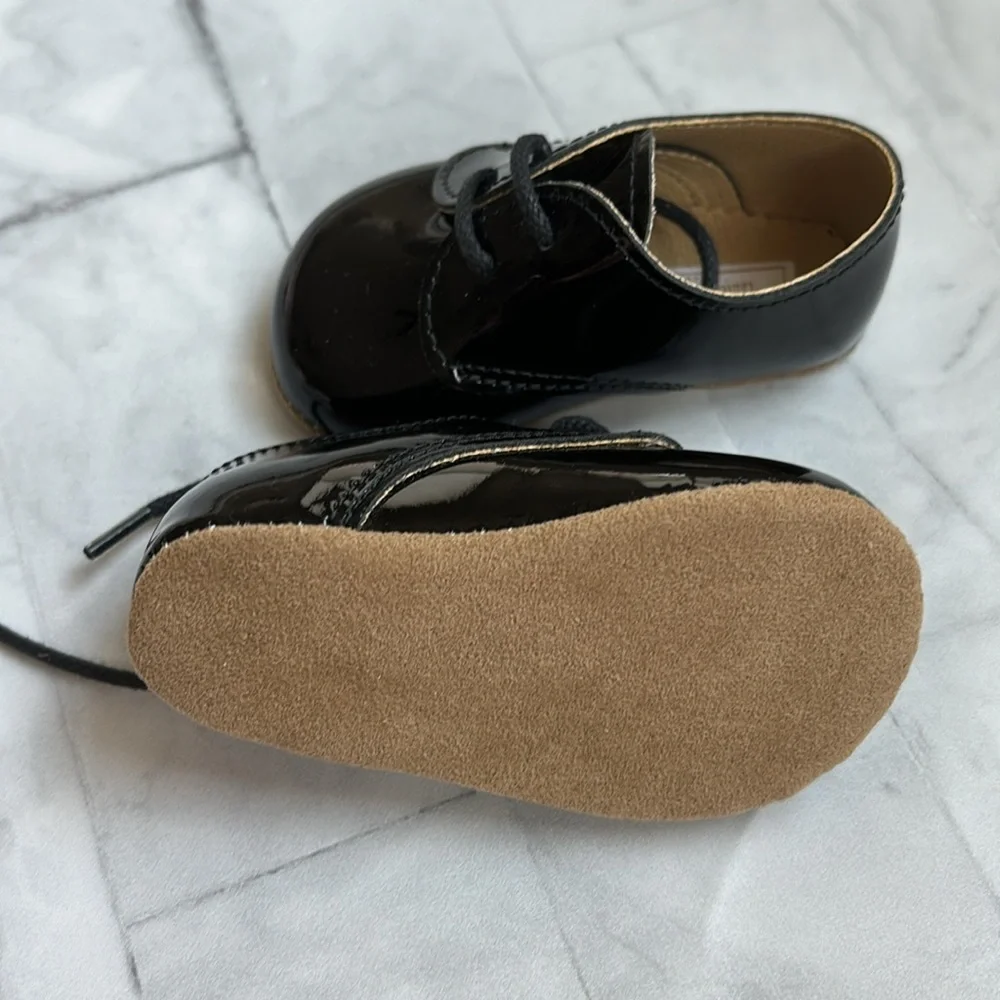 Early Days “Thomas” Black Patent Leather Pre-Walker Shoes